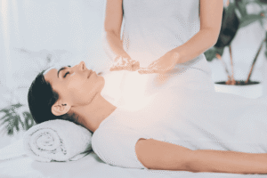 How Reiki Heals Chakra Balancing | Blog Post Feature Image | Britt Chemla Jones
